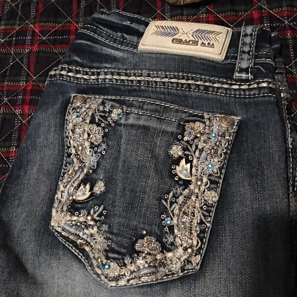 Grace In LA Jeans. Size 30. Lots of bling!